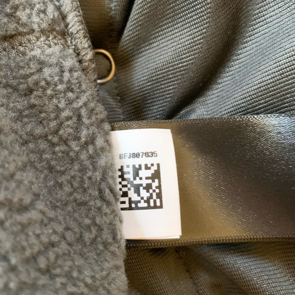 The North Face Women’s Gemma Fleece Jacket RTO - Picture 7 of 8